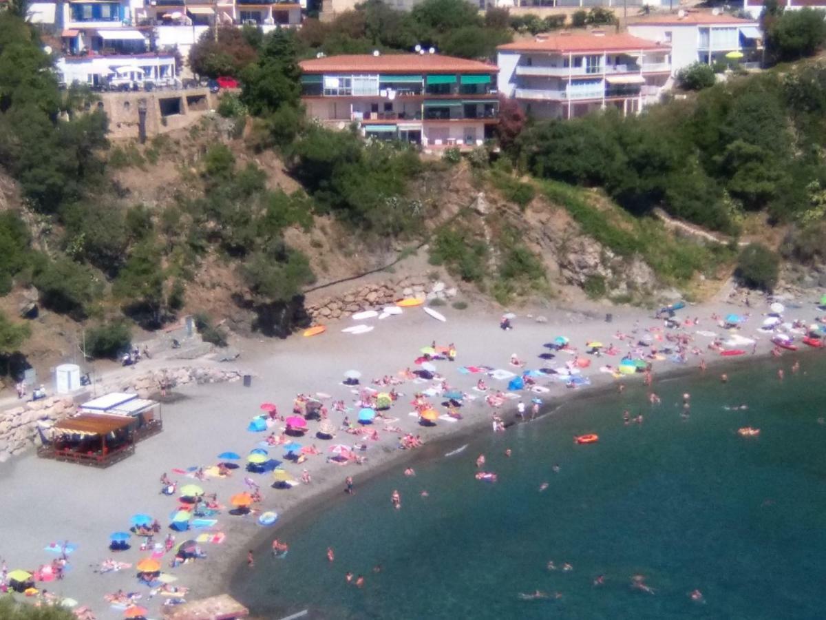 Ca La Nuri Pis 1 Vistas Al Mar Appartement Llança Buitenkant foto